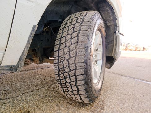 Used 2023 RAM 1500 Classic SLT w/ Electronics Group image 46