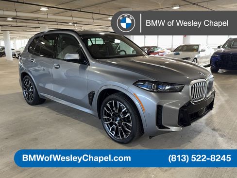 New 2026 BMW X5 xDrive40i w/ M Sport Package image 1