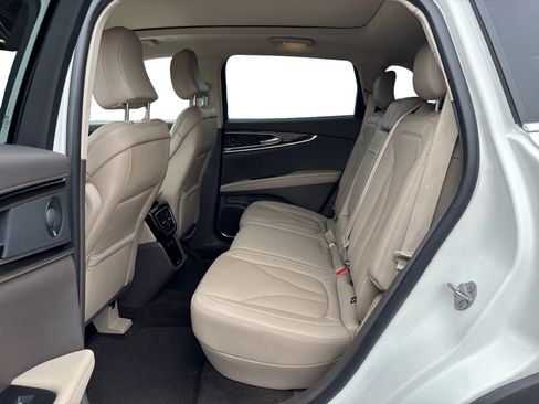 Certified 2023 Lincoln Nautilus Reserve w/ Equipment Group 201A image 21