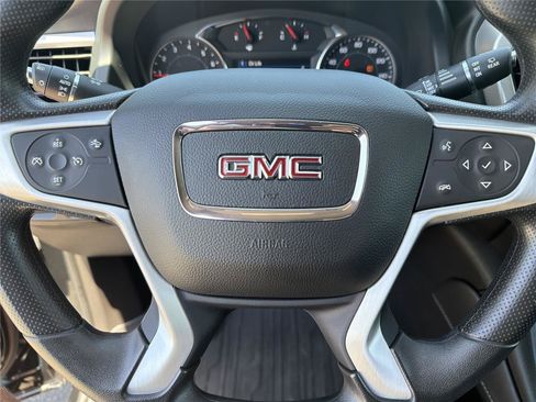 Used 2023 GMC Acadia SLE w/ Driver Convenience Package AWD/4WD image 21