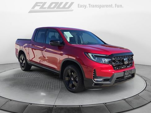 Used 2025 Honda Ridgeline Black Edition image 1