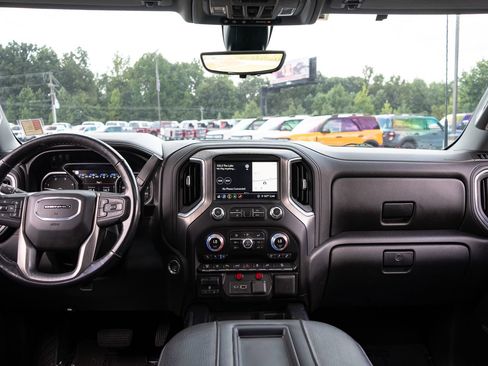 Used 2020 GMC Sierra 2500 Denali w/ Denali Ultimate Package AWD/4WD image 20