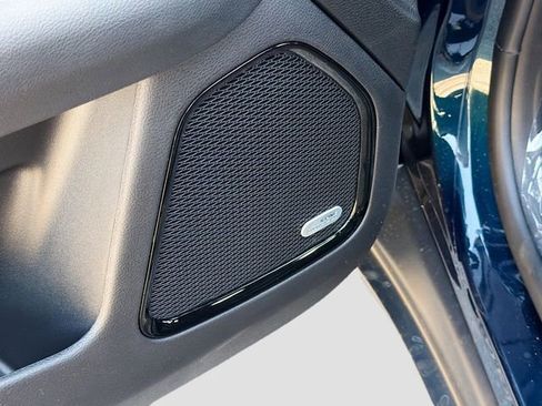 New 2026 Jeep Compass Trailhawk w/ Sun, Sound & Navigation Group AWD/4WD image 20