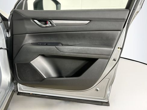 Used 2021 MAZDA CX-5 Touring image 32