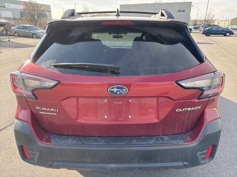 Used 2020 Subaru Outback Premium image 4