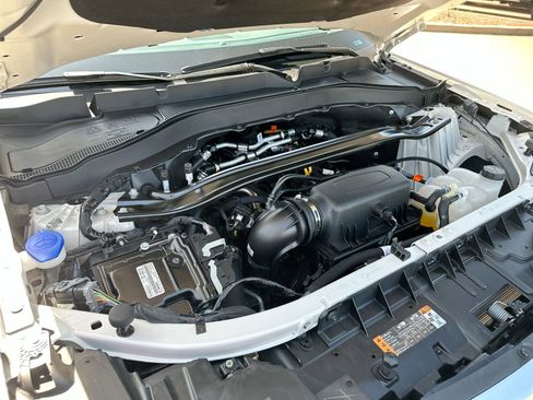 Used 2024 Ford Explorer Limited image 24