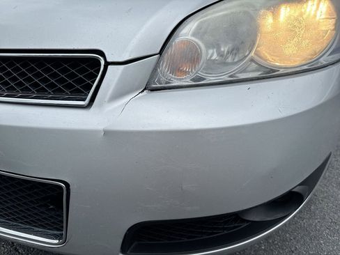 Used 2012 Chevrolet Impala LTZ FWD image 28