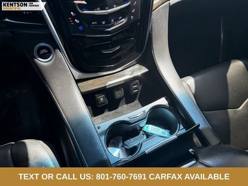 Used 2018 Cadillac Escalade Platinum AWD/4WD image 26