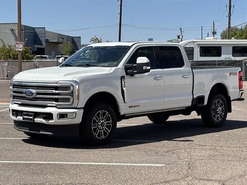 Used 2023 Ford F350 Limited w/ FX4 Off-Road Package AWD/4WD image 9