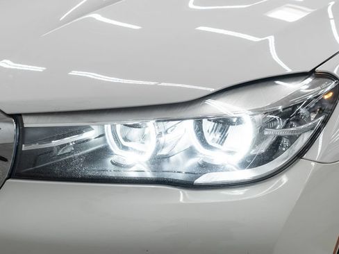 Used 2018 BMW 740i xDrive AWD/4WD image 53