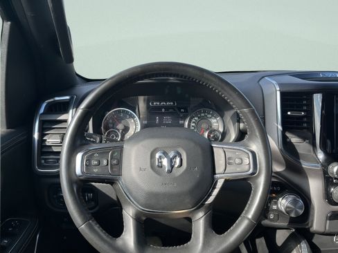 Used 2024 RAM 1500 Laramie AWD/4WD image 11
