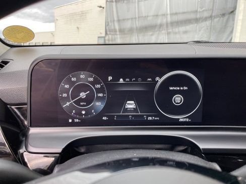 Certified 2024 Kia Seltos S image 18