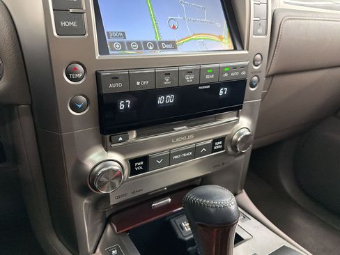 Used 2015 Lexus GX 460 w/ Premium Package AWD/4WD image 21