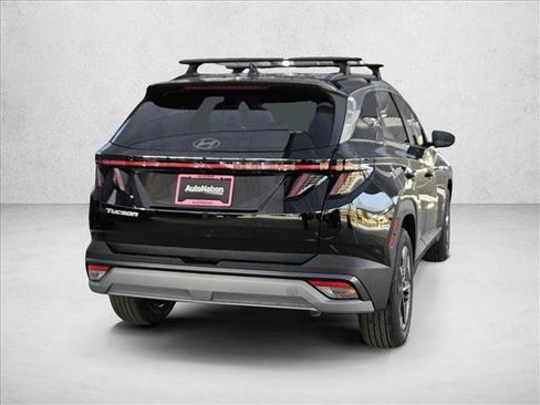 Certified 2025 Hyundai Tucson SEL image 2