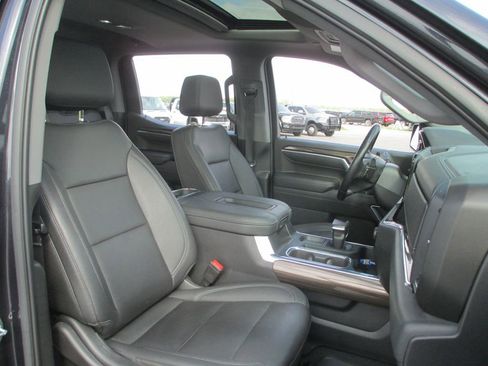 Used 2022 Chevrolet Silverado 1500 LT Trail Boss w/ LT Trail Boss Premium Package image 23