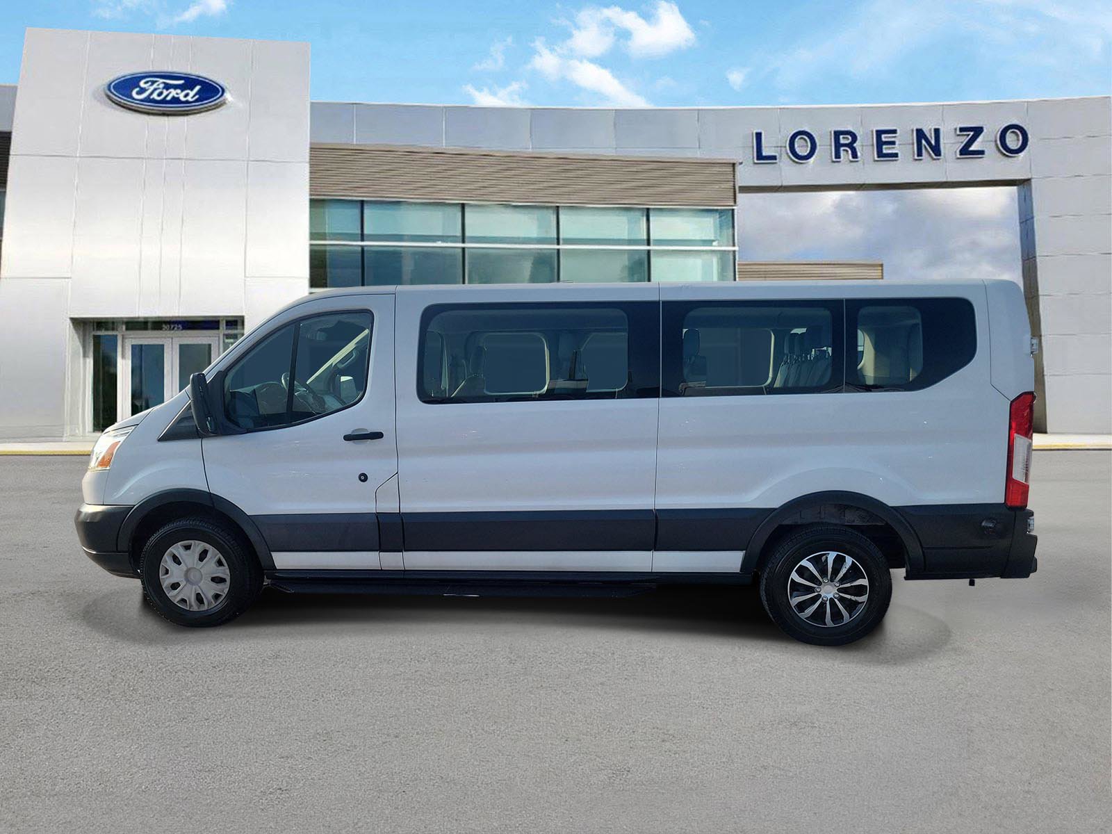 Used 2018 Ford Transit 350 XLT RWD image 8