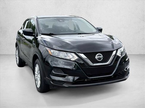 Used 2020 Nissan Rogue Sport S w/ Appearance Package FWD image 3