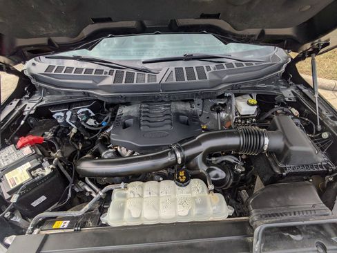 Used 2023 Ford F150 Platinum image 34