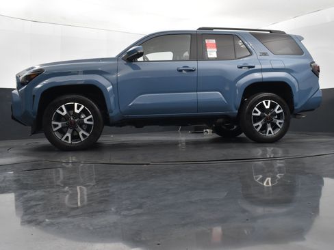Used 2025 Toyota 4Runner TRD Sport Premium AWD/4WD image 36
