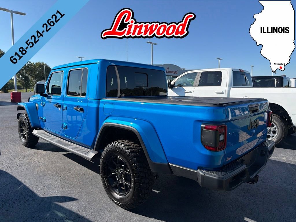Used 2025 Jeep Gladiator Sport AWD/4WD image 4