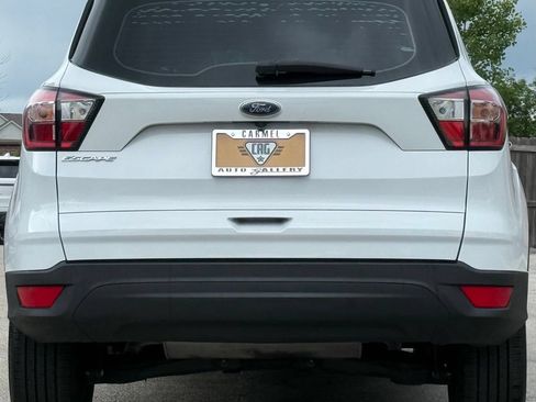 Used 2018 Ford Escape S FWD image 4