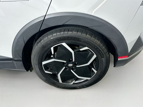 Used 2024 Hyundai Ioniq 5 SEL RWD image 11