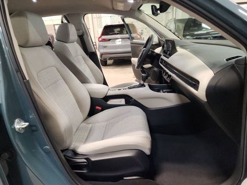 Certified 2023 Honda HR-V LX image 27