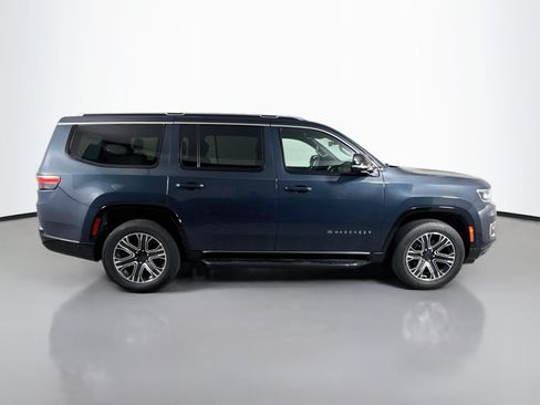 Used 2024 Jeep Wagoneer Series II w/ Flexible Seating Group RWD image 11
