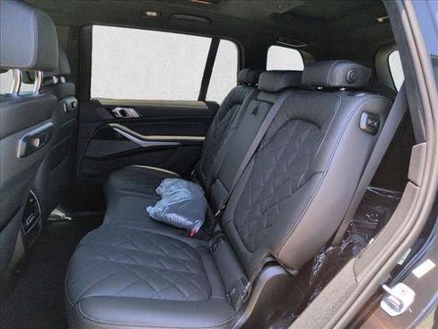 New 2027 BMW X7 xDrive40i AWD/4WD image 15