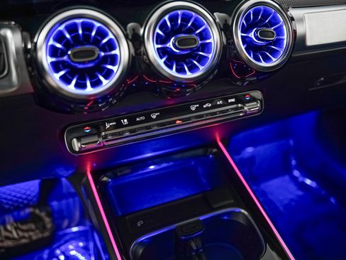 Certified 2022 Mercedes-Benz GLB 250 250 image 23