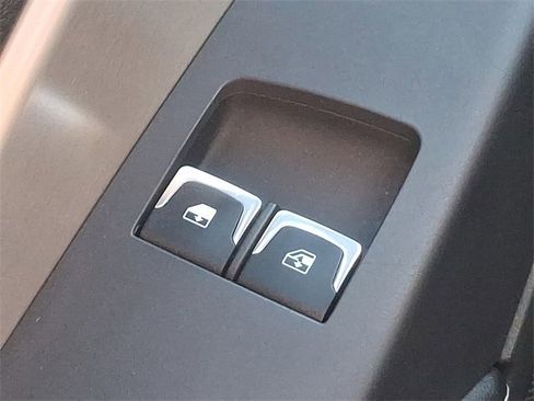 Used 2014 Chevrolet Corvette Stingray Coupe w/ 2LT Preferred Equipment Group image 31