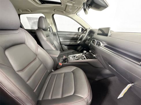 New 2025 MAZDA CX-5 Carbon Edition image 47