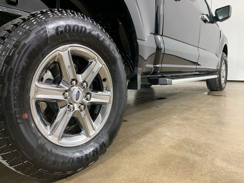 Used 2025 Ford F150 XLT w/ Equipment Group 301A Standard image 9