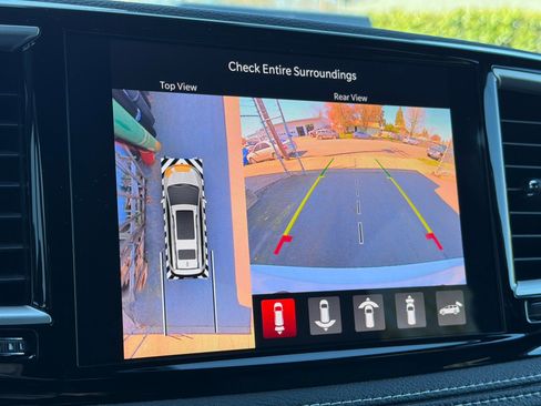 New 2026 Chrysler Pacifica Select image 18