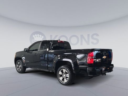 Used 2017 Chevrolet Colorado LT w/ LT Convenience Package image 10