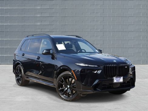 Used 2025 BMW X7 M60i image 1