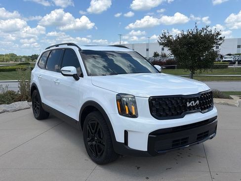 Used 2024 Kia Telluride EX X-Line AWD/4WD image 2