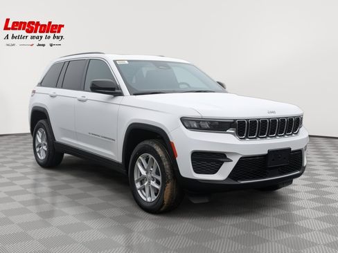 New 2026 Jeep Grand Cherokee Laredo X AWD/4WD image 4