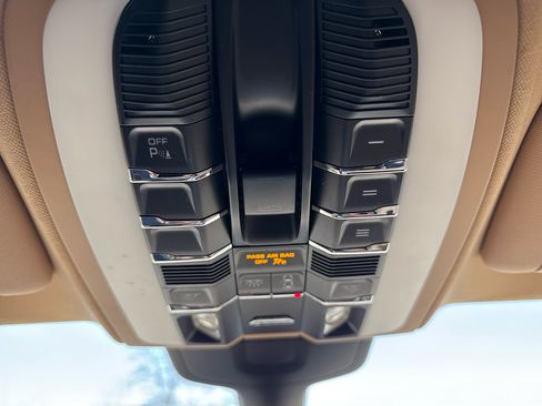 Used 2012 Porsche Panamera S image 56