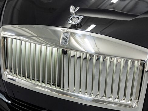 New 2026 Rolls-Royce Spectre image 8