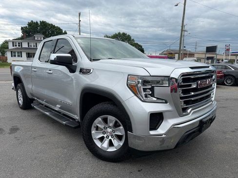 Used 2019 GMC Sierra 1500 SLE w/ SLE Value Package RWD image 2