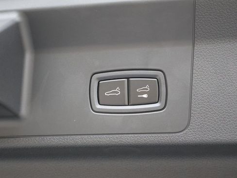 Certified 2025 Porsche Panamera 4 AWD/4WD image 17