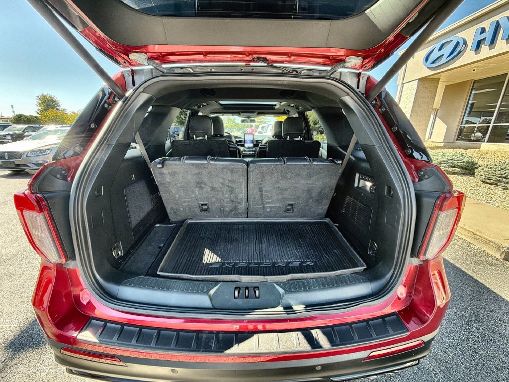Used 2020 Ford Explorer ST w/ ST Street Pack AWD/4WD image 19