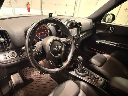 Used 2017 MINI Cooper Countryman FWD image 16