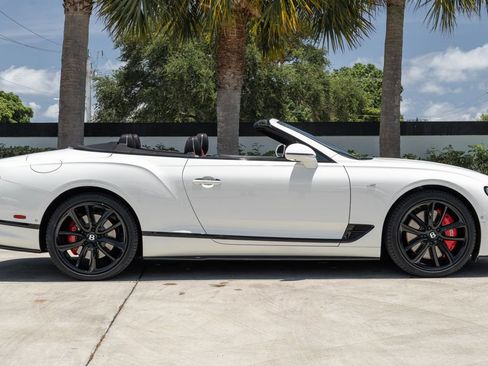Used 2021 Bentley Continental GT AWD/4WD image 10