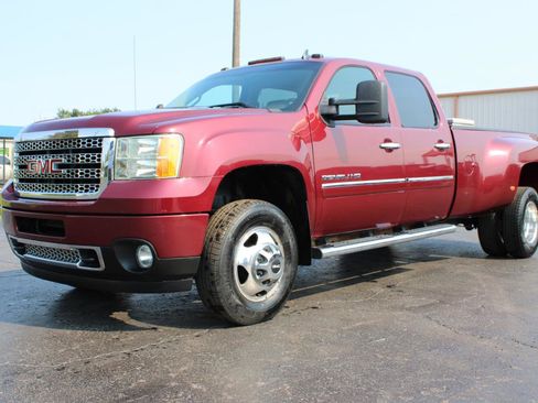 Used 2013 GMC Sierra 3500 Denali image 12