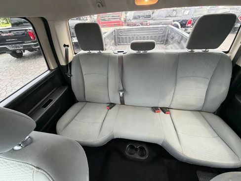 Used 2018 RAM 2500 Tradesman w/ Chrome Appearance Group AWD/4WD image 44
