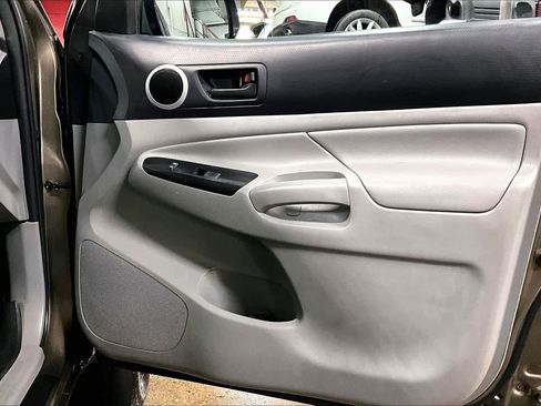 Used 2015 Toyota Tacoma 4x4 Double Cab image 20