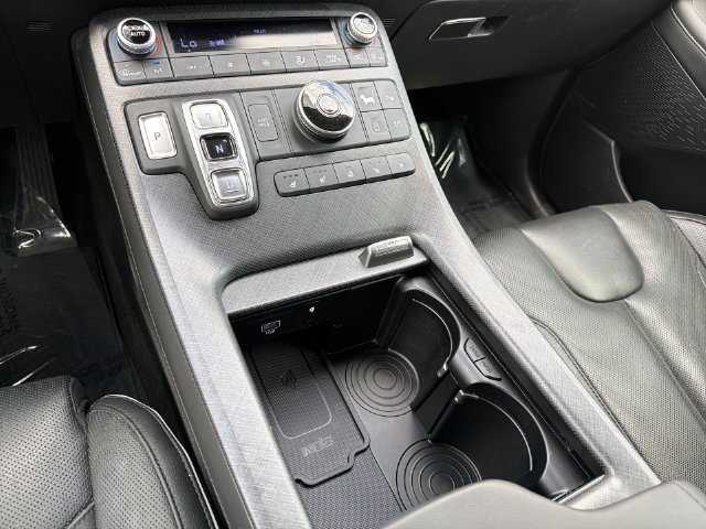 Used 2025 Hyundai Palisade Limited FWD image 26