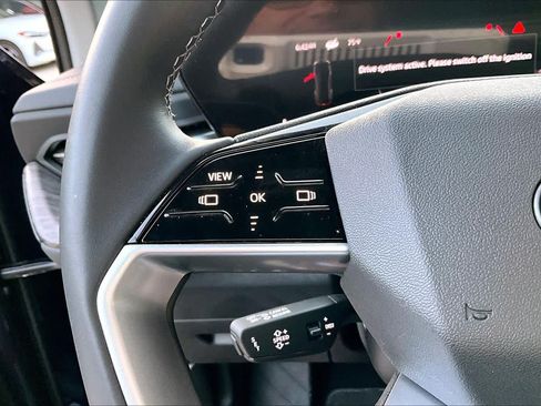 Used 2025 Audi Q5 Premium w/ Convenience Package AWD/4WD image 23